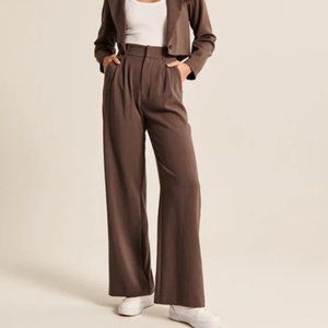 Abercrombie A&F | *NWT* Brown Wide Leg Tailored Pant | XS Short